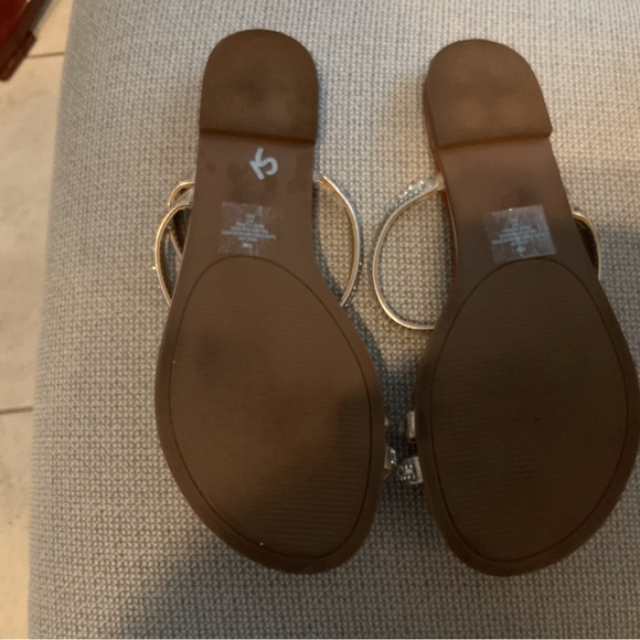 Unisa Rhinestone Toe Sandals - Picture 3 of 3